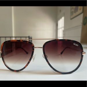 Quay ALL IN Retro Aviators